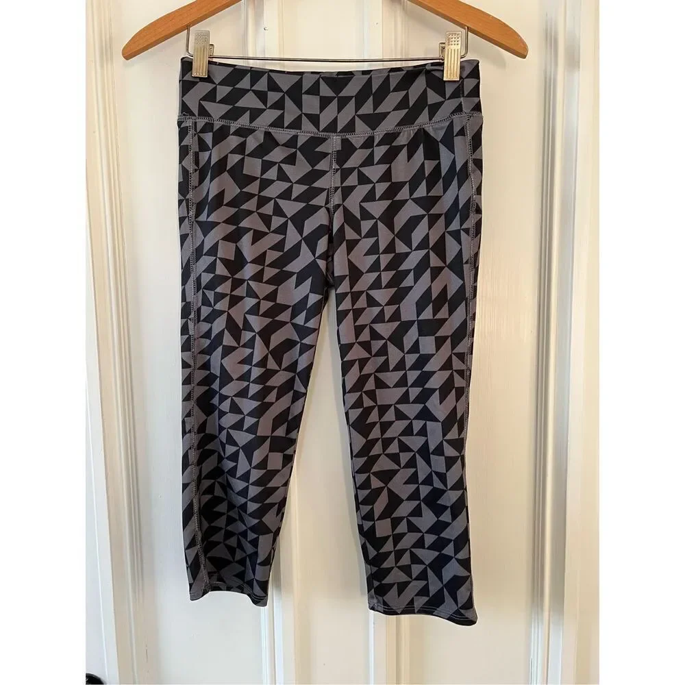 Old Navy girls gray and black pattern leggings L
